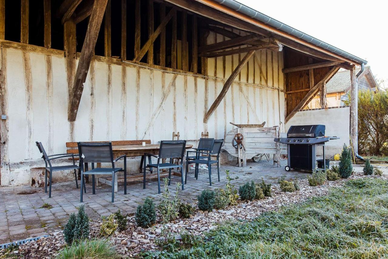 Studio Confortable, Parking Et Jardin Buchères Esterno foto